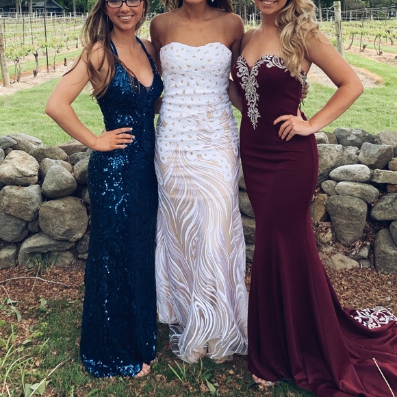 prom dress - Picture 4 of 5